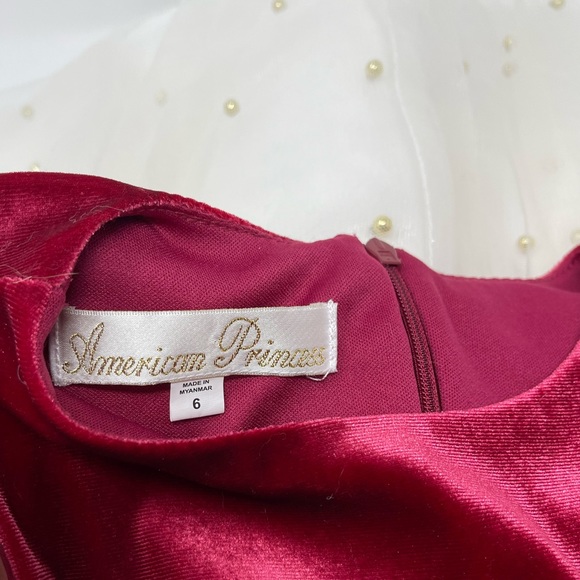 AMERICAN PRINCESS: Red Dress with Cream Skirt, Size 6 - Picture 3 of 7